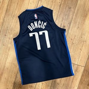 Jersey: Dallas Mavs